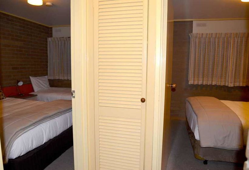 Emmanuel Holiday Apartments | Lakes Entrance | Victoria | Australia 12