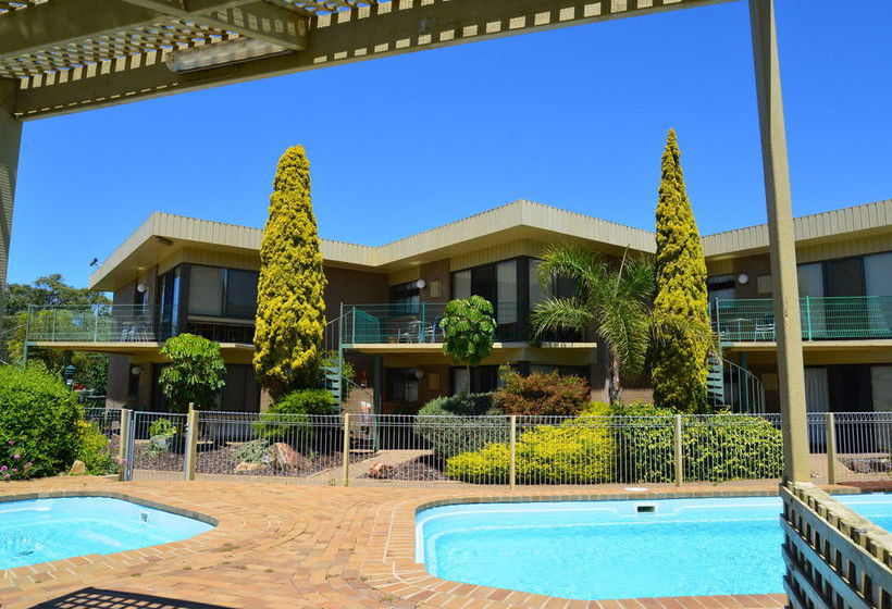 Emmanuel Holiday Apartments | Lakes Entrance | Victoria | Australia 19