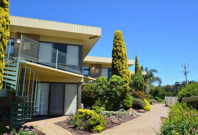 Emmanuel Holiday Apartments | Lakes Entrance | Victoria | Australia 2
