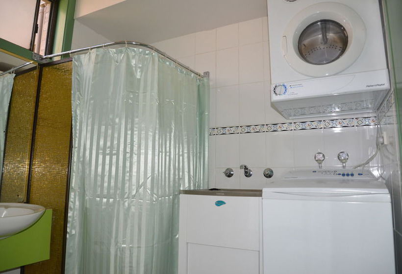 Emmanuel Holiday Apartments | Lakes Entrance | Victoria | Australia 6