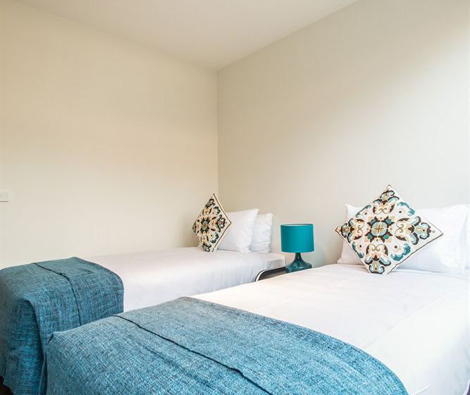 Orange Serviced Apartment | Glen Waverley | Victoria | Australia 2