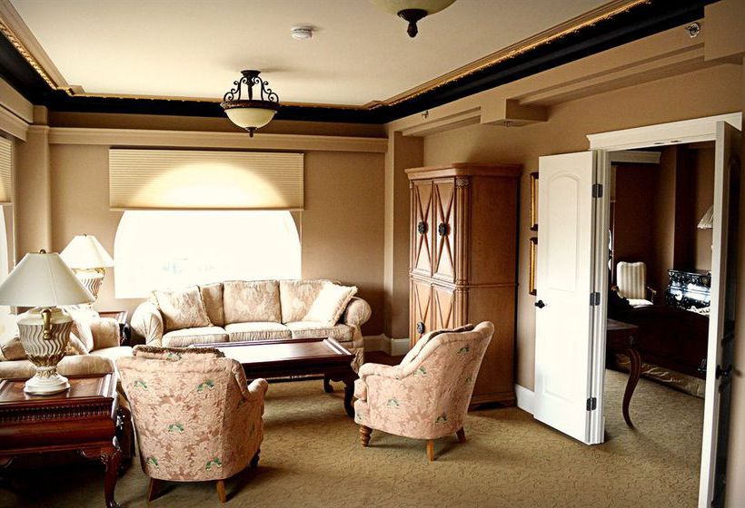 Hotel Grant Hall | Moose Jaw | Saskatchewan | Canada 1