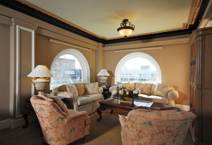 Hotel Grant Hall | Moose Jaw | Saskatchewan | Canada 13