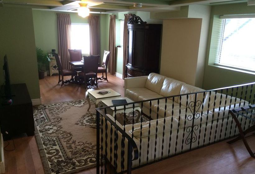 Hotel Grant Hall | Moose Jaw | Saskatchewan | Canada 20