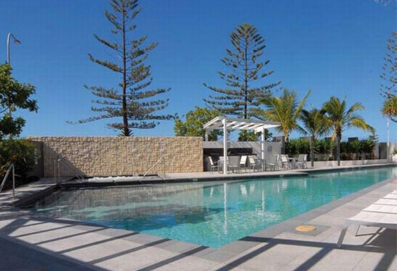 Silvershore Apartments On The Broadwater | Biggera Waters | Queensland | Australia 2