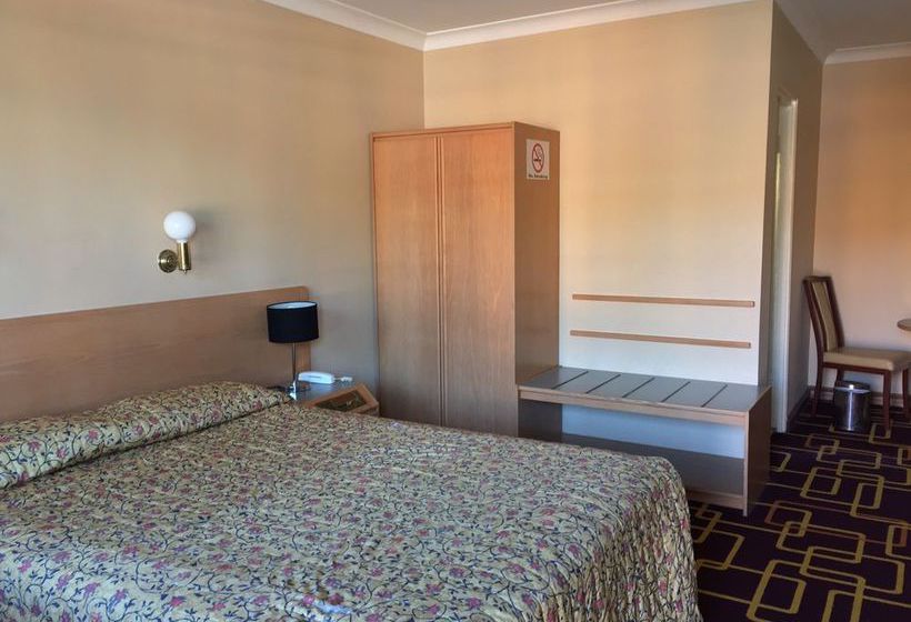 Motel Ashfield Motor Inn | Summer Hill | New South Wales | Australia 7