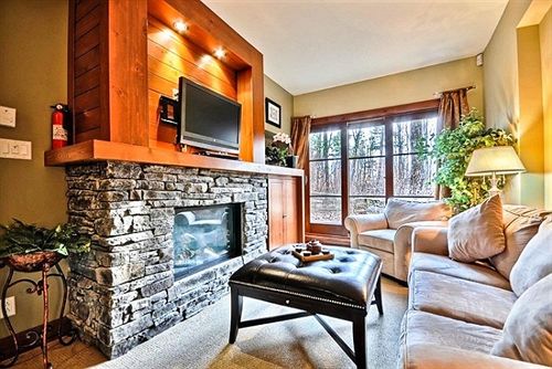 Hotel Etoile Du Matin | Mont Tremblant | Quebec | Canada 2