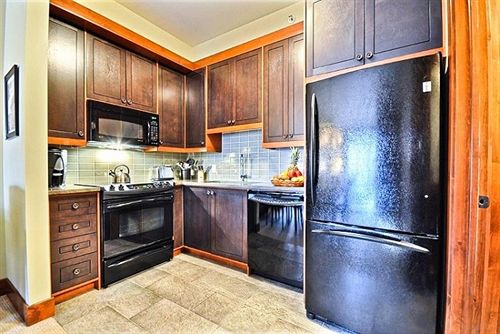 Hotel Etoile Du Matin | Mont Tremblant | Quebec | Canada 3