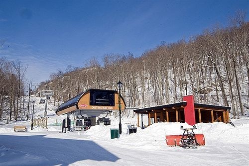 Hotel Etoile Du Matin | Mont Tremblant | Quebec | Canada 9