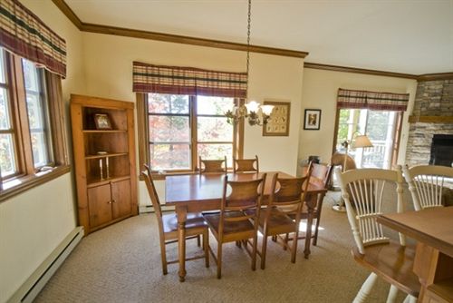 Hotel Le Plateau | Mont Tremblant | Quebec | Canada 9