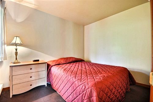 Hotel La Chouette | Mont Tremblant | Quebec | Canada 10