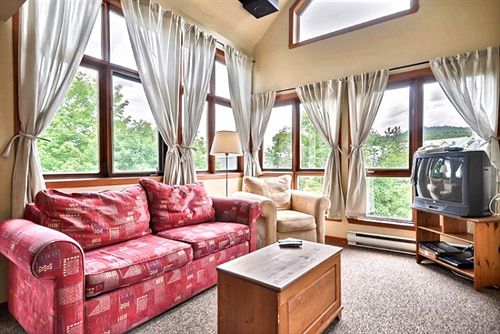 Hotel La Chouette | Mont Tremblant | Quebec | Canada 12