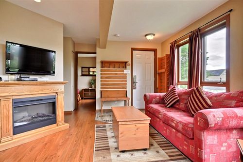 Hotel La Chouette | Mont Tremblant | Quebec | Canada 2