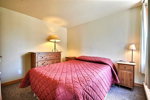 Hotel La Chouette | Mont Tremblant | Quebec | Canada 8