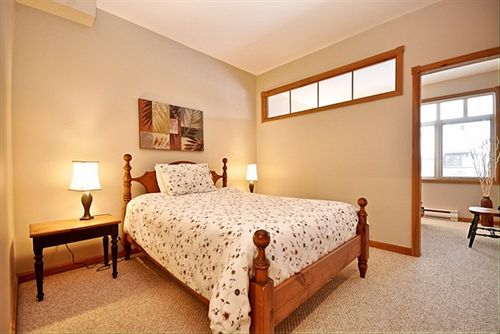 Hotel La Clairiere | Mont Tremblant | Quebec | Canada 15