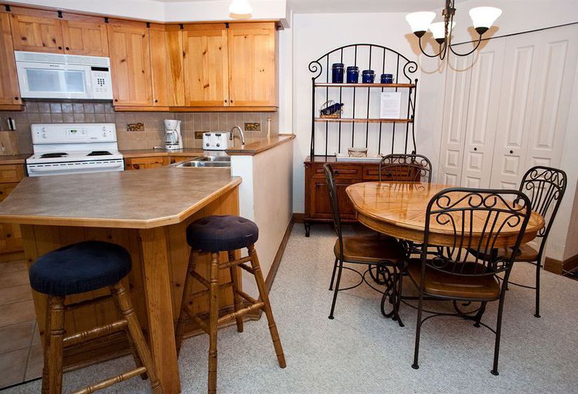 Hotel Les Falaises | Mont Tremblant | Quebec | Canada 14