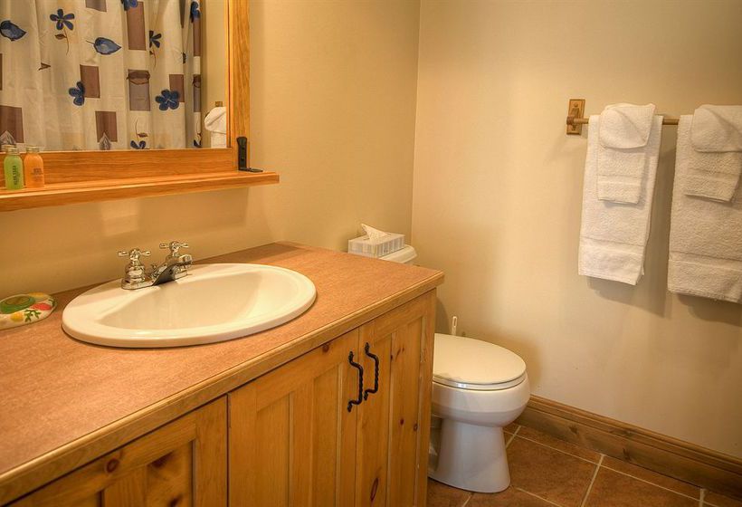 Hotel Les Falaises | Mont Tremblant | Quebec | Canada 18