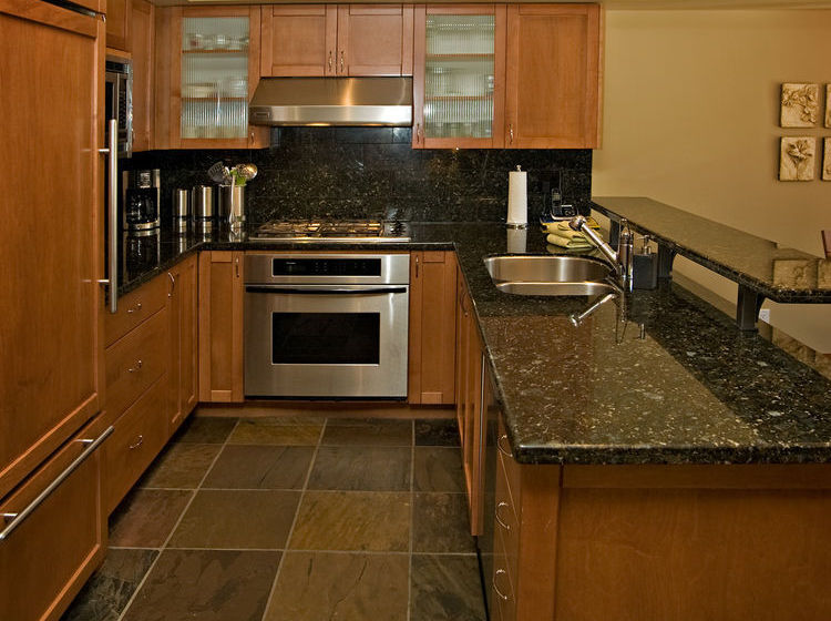 Hotel Westwind Properties At Montebello Ii | Whistler | British Columbia | Canada 8