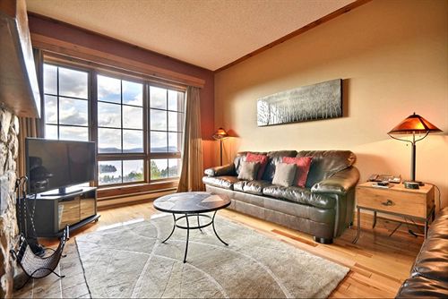 Hotel L'equinoxe | Mont Tremblant | Quebec | Canada 12