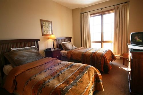 Hotel L'equinoxe | Mont Tremblant | Quebec | Canada 20