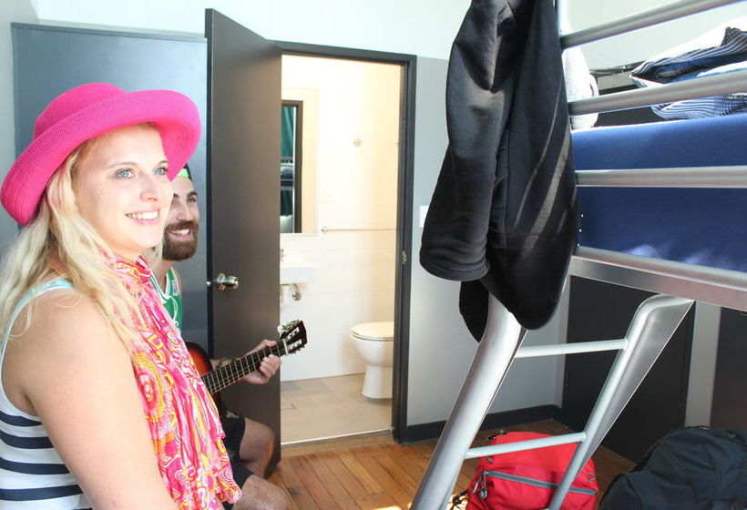 Hostel Bunk Backpackers | Fortitude Valley | Queensland | Australia 8