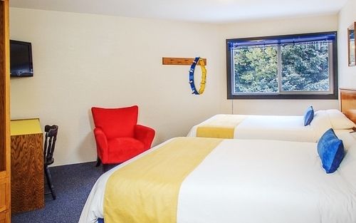 Hotel The Bulldog | Vernon | British Columbia | Canada 10