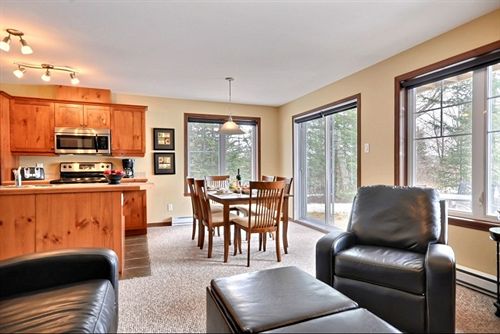 Hotel Oasis | Mont Tremblant | Quebec | Canada 13