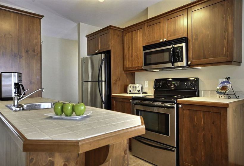 Hotel Oasis | Mont Tremblant | Quebec | Canada 2