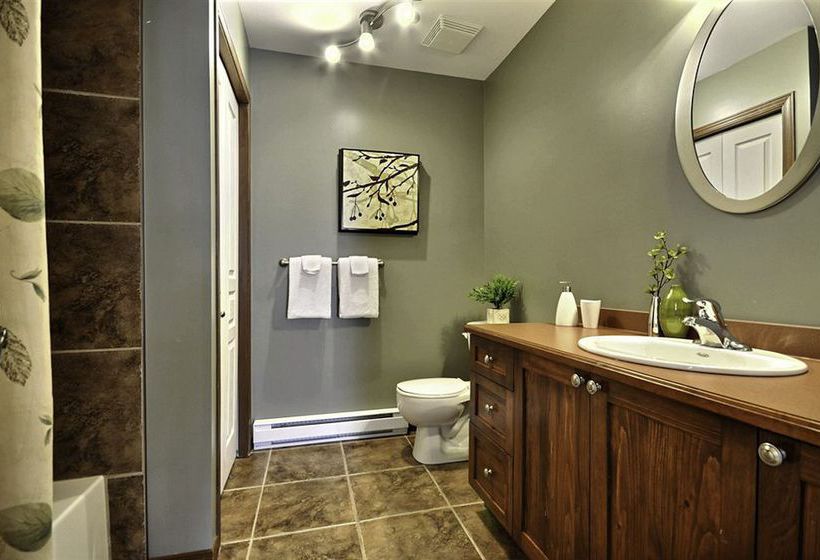 Hotel Oasis | Mont Tremblant | Quebec | Canada 7