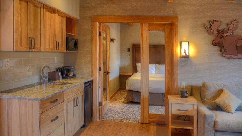 Moose Hotel & Suites | Banff | Alberta | Canada 17