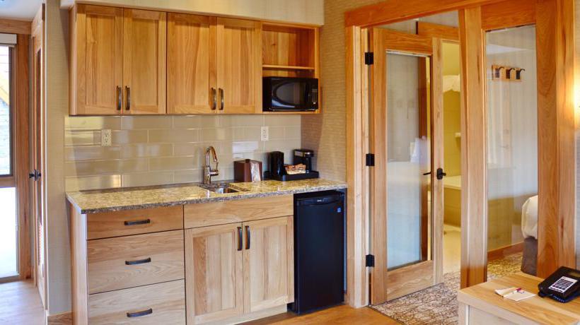 Moose Hotel & Suites | Banff | Alberta | Canada 18