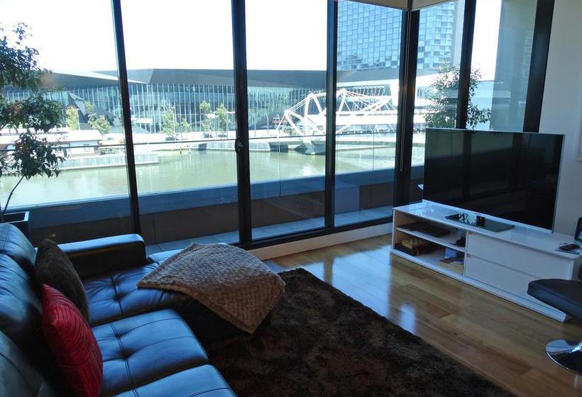 Flinders Wharf Apartment | Docklands | Victoria | Australia 10