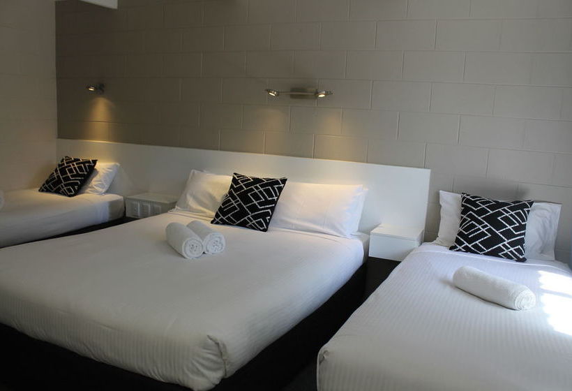 Buderim Fiesta Motel | Tanawha | Queensland | Australia 7