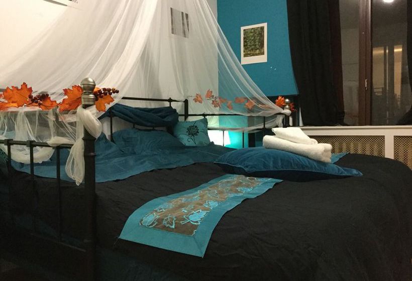 Auberge Reboot Hostel Montreal