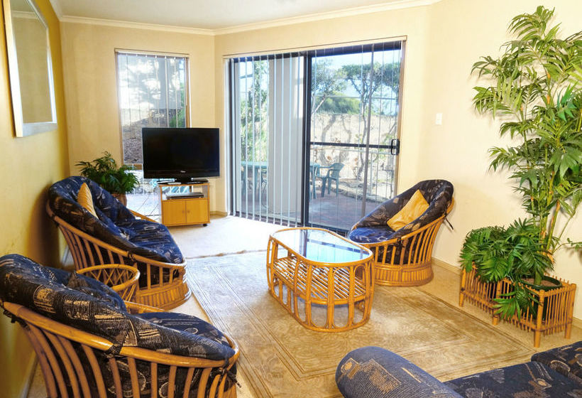 Scarborough & Absolutely Beachfront | Scarborough | Western Australia | Australia 9