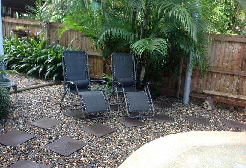 Driftwood Bed & Breakfast | Mission Beach | Queensland | Australia 4