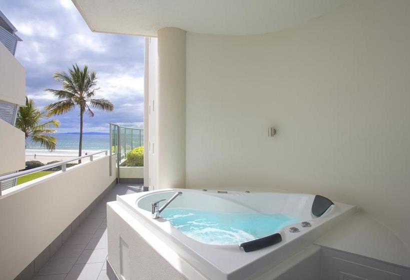 On The Beach Noosa | Noosa Heads | Queensland | Australia 20