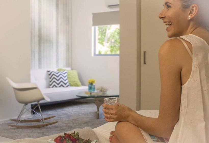 10 Hastings Street Boutique Motel | Noosa Heads | Queensland | Australia 2