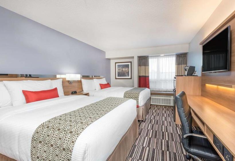 Microtel Inn & Suites By Wyndham Sudbury | Sudbury | Ontario | Canada 11