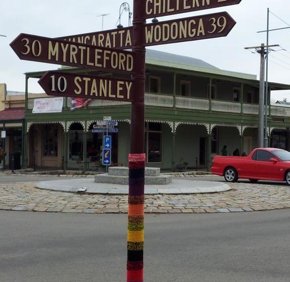 Hotel Barnsley House Bed & Breakfast | Beechworth | Victoria | Australia 14