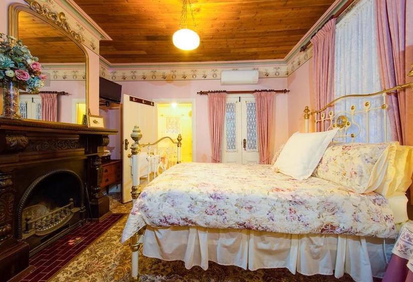 Hotel Barnsley House Bed & Breakfast | Beechworth | Victoria | Australia 5