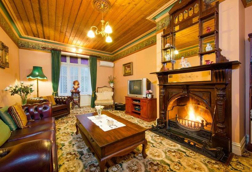 Hotel Barnsley House Bed & Breakfast | Beechworth | Victoria | Australia 9