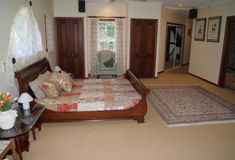 Bed and Breakfast Kingfishers Manor | Doonan | Queensland | Australia 8