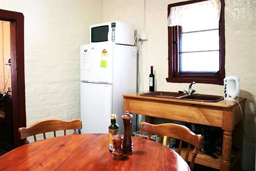 Hoddywell Cottage | Hoddys Well | Western Australia | Australia 4