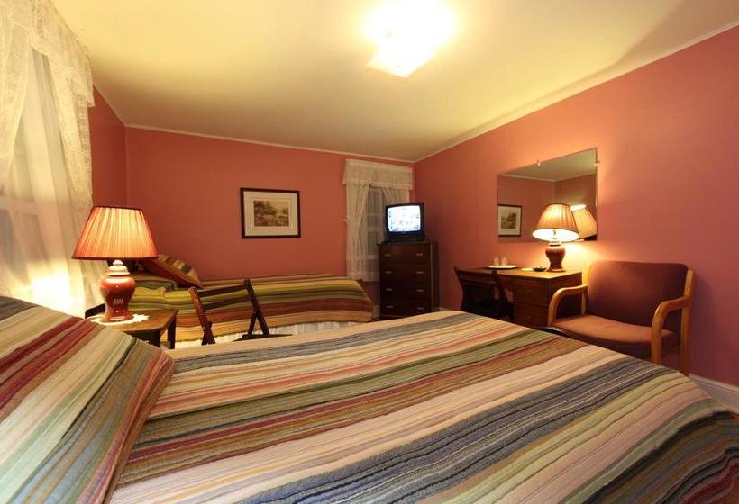 Hotel Aloha Tourist Home | Charlottetown | Prince Edward Island | Canada 6