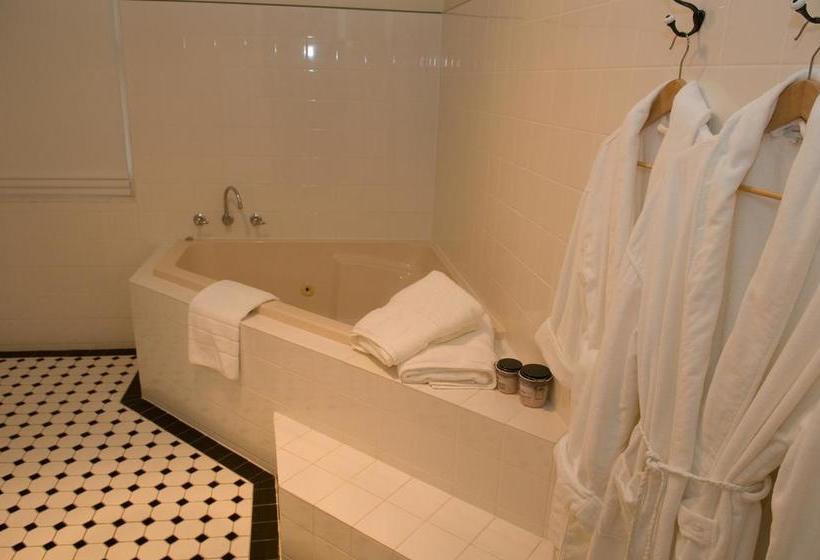 Bed and Breakfast The Customs House | Port Macdonnell | South Australia | Australia 5