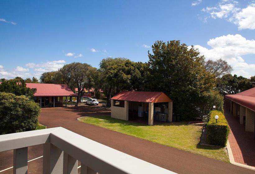 Hotel Busselton Villas And Caravan Park Australia Occidental