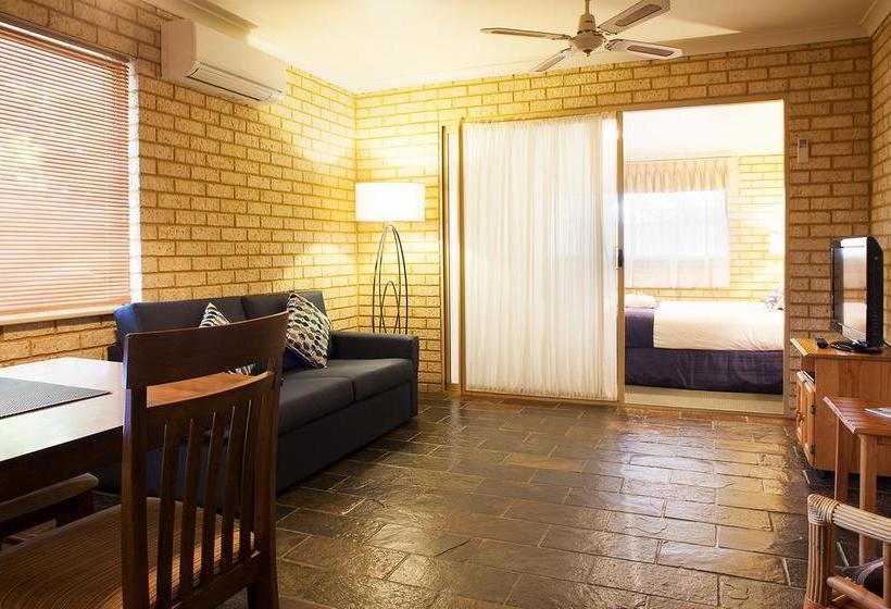 Hotel Busselton Villas And Caravan Park | Busselton | Western Australia | Australia 2