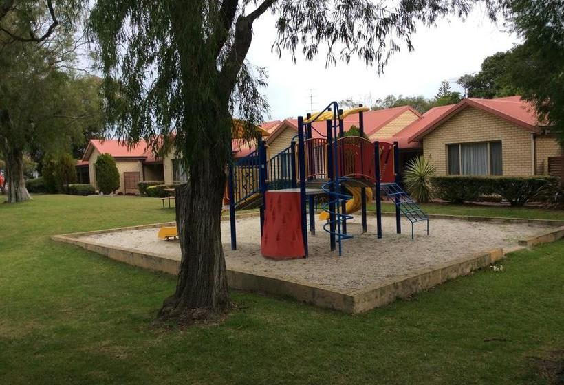 Hotel Busselton Villas And Caravan Park | Busselton | Western Australia | Australia 7