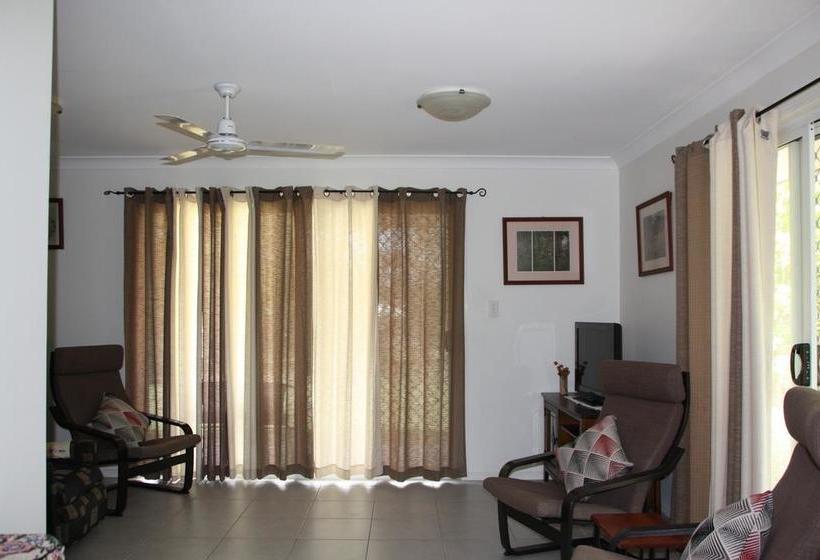 Bottlebrush B&b | Tinana | Queensland | Australia 1